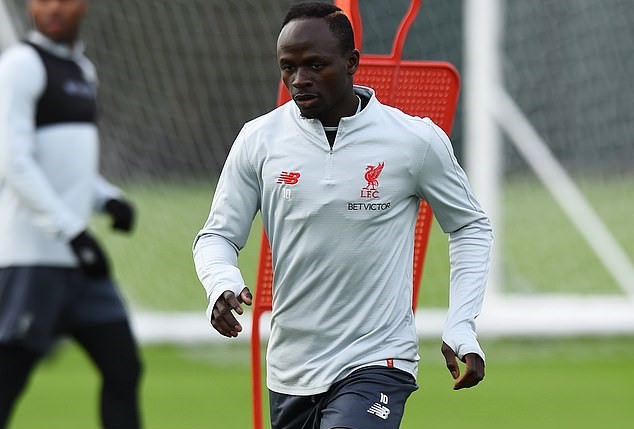 马内：迪拜天气比利物浦好太多，训练营使球队关系更密切