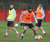 邮报：费莱尼转会费1040万镑，周薪达23.5万镑