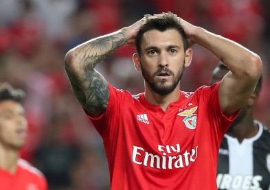 报道,西班牙人接近签下本菲卡双星阿尔法-塞梅多和法昆多-费雷拉,而