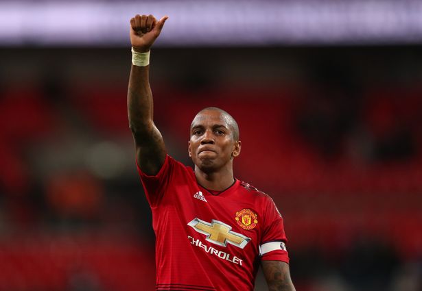 镜报：阿什利-扬将与<a href=https://www.310bf.com/tags-%E6%9B%BC%E8%81%94-0.html target=_blank class=infotextkey>曼联</a>续约一年