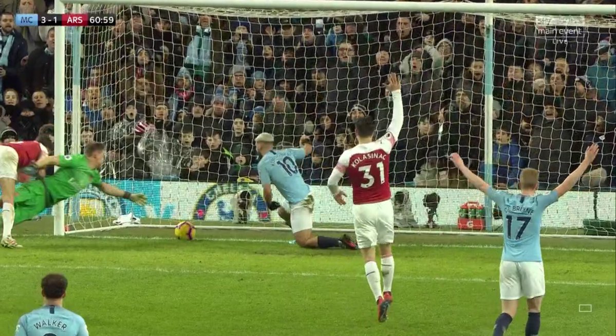 阿圭罗：赛后从电视上看，第三球确实是手球