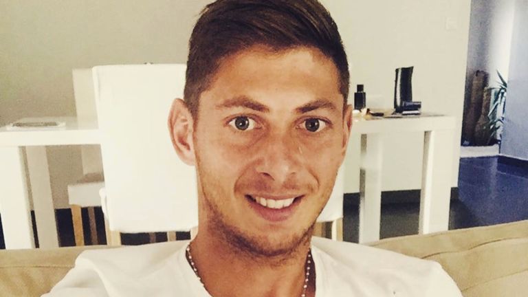 找到萨拉所乘坐飞机残骸，人员下落不明或已离世