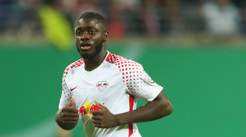 德媒:拜仁关注莱比锡后卫乌帕梅卡诺