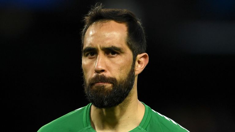 官方：布拉沃重回曼城欧冠淘汰赛阶段大名单