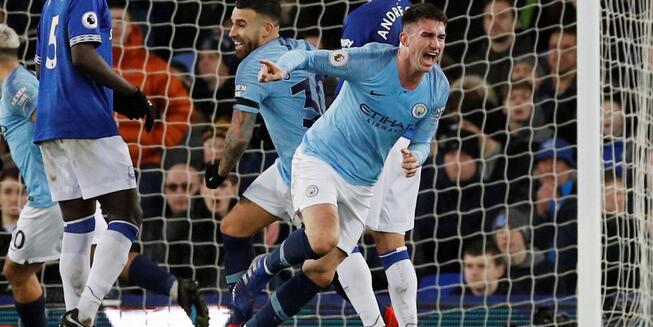 拉波特头球破僵热苏斯定胜局，曼城客场2-0埃弗顿暂登顶