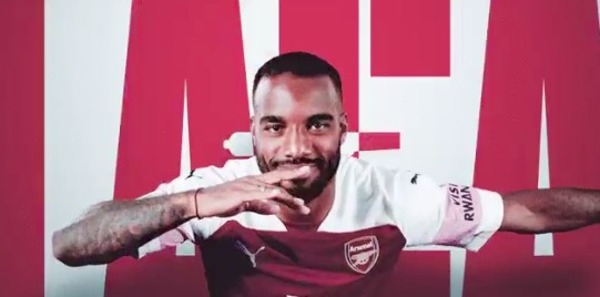 GIF：奈尔斯传中，拉卡泽特破门扩大领先