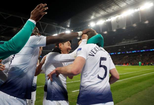 孙兴慜：维尔通亨的传中太棒，我只要碰下球就可以了