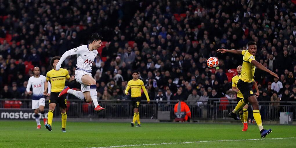 GIF：维尔通亨助攻孙兴慜破门，热刺打破僵局