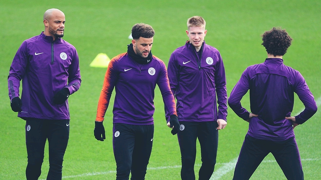 曼城出征沙尔克大名单：热苏斯、斯通斯落选