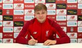 官方：利物浦续约U18青年队队长