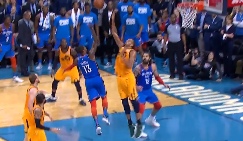 十佳球:乔治高抛绝杀爵士,DSJ滑翔战斧暴扣_N