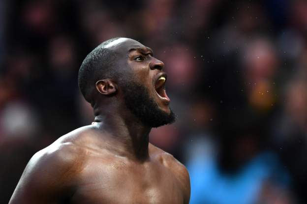 卢卡库：我希望博格巴能踢进点球，我专注于帮助队友们