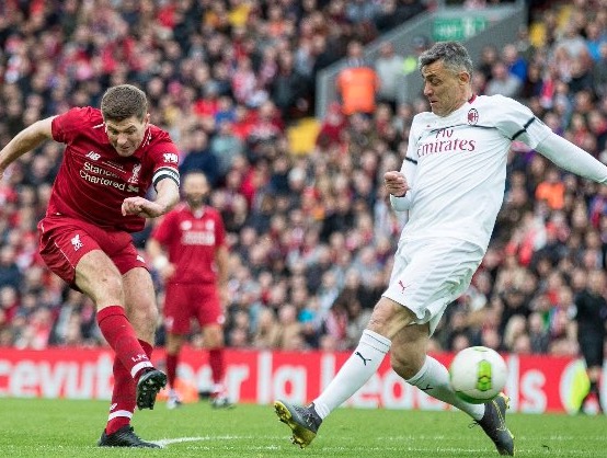 福勒皮尔洛破门杰拉德绝杀，利物浦传奇3-2荣耀米兰