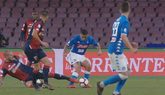 GIF：粗野！斯图拉罗飞铲阿兰小腿被直接红牌罚下