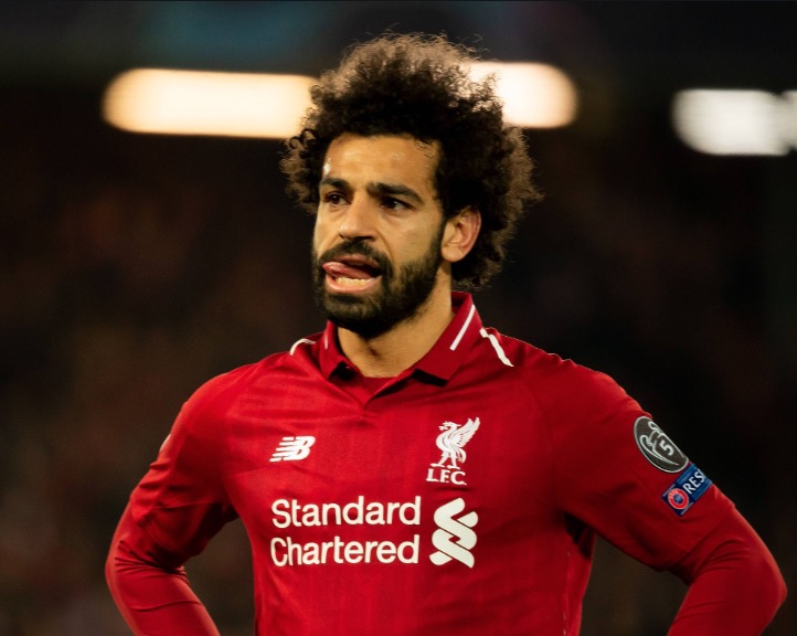 棋逢对手,萨拉赫上半场7次过人只成功1次