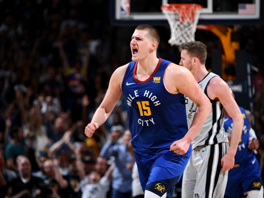 约基奇季后赛拿下43分12板9助，NBA历史第4人