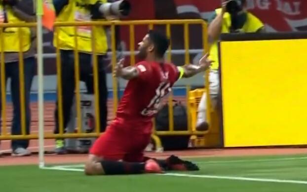 GIF:胡尔克再下一城!上港2-0富力