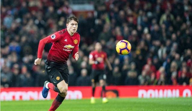 丢球后暖心鼓励队友，<a href=https://www.310bf.com/tags-%E6%9B%BC%E8%81%94-0.html target=_blank class=infotextkey>曼联</a>球迷呼吁林德勒夫担任新队长