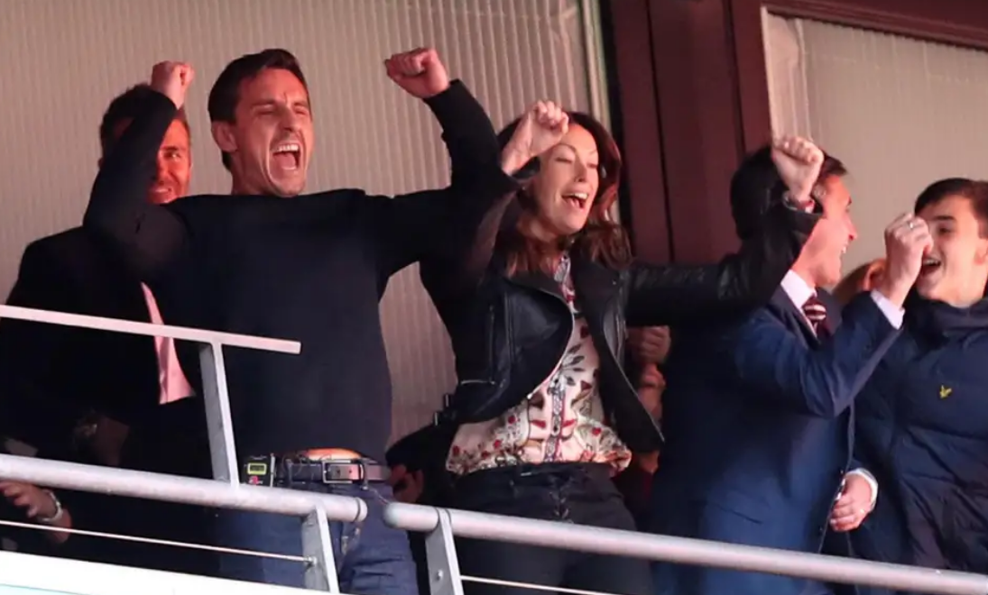 加里-内维尔：萨尔福德升入英乙是一项巨大的成就