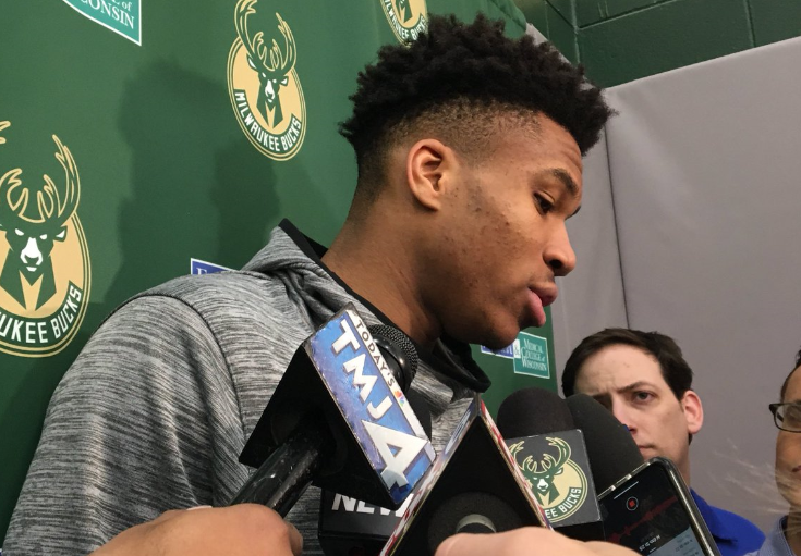 字母哥:布罗格登现在非常自信,他在训练中一直说个不停