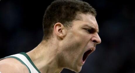 庞德赛特发问罗宾-洛佩斯：你什么时候教布鲁克投三分的