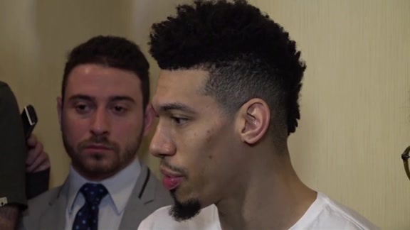 丹尼-格林：我们要为伦纳德分担压力，为他争取喘息之机