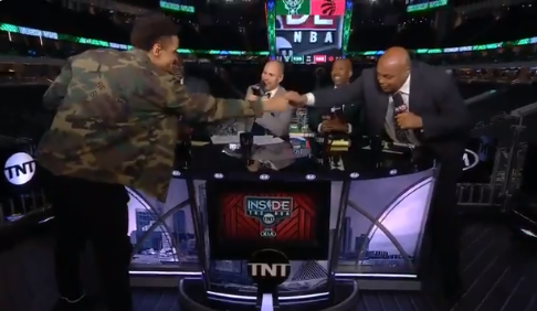 巴克利向布罗格登慈善机构捐赠4万5000美金