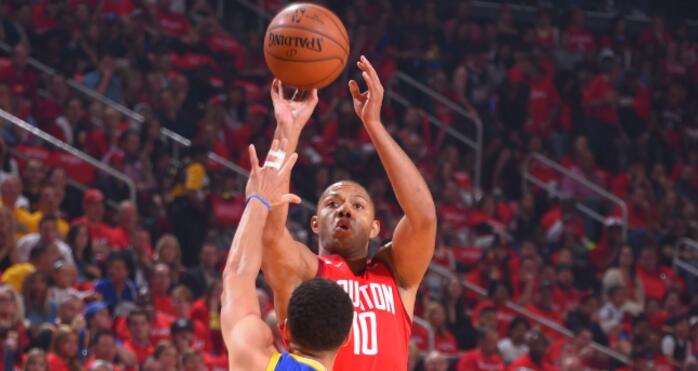 费尔蒂塔：若可能的话，我们非常愿意跟戈登提前续约