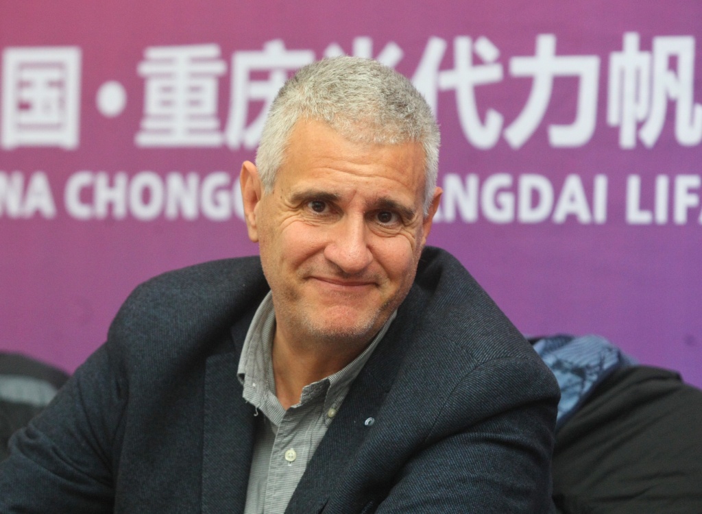 阿森纳与摩纳哥邀请重庆总监,当事人也有意回欧洲