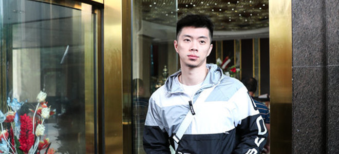 享受假期!王子瑞赴马尔代夫旅行