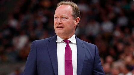 雄鹿主帅谈猛龙变阵：除非伦纳德不首发，否则都有准备