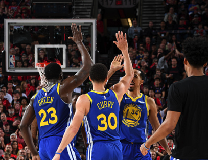 勇士连续3场下半场逆转取胜,1995年火箭后首队