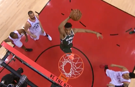 里突外投难以阻挡！字母哥空砍25分全场集锦