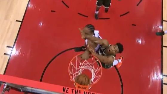 隔扣字母哥！伦纳德19分7篮板4抢断全场集锦