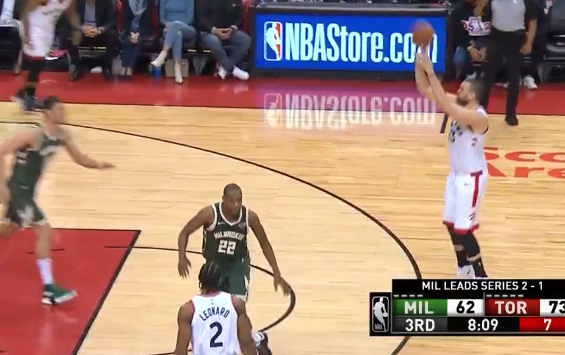 球队枢纽!小加索尔攻防两端频现精彩表现