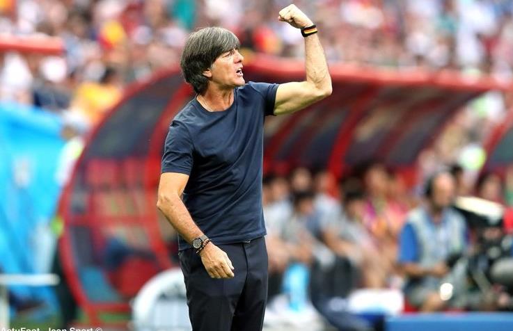 勒夫：厄齐尔至今仍没联系我，欧联杯决赛我保持中立