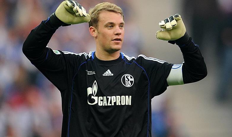 沙尔克老乡去劝劝？诺伊尔：我在的时候，萨内还是球童