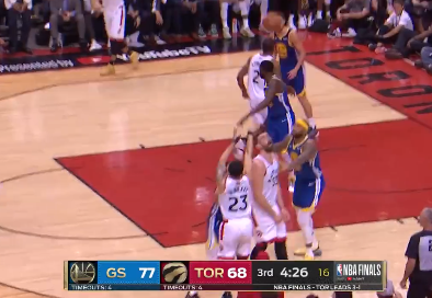 [视频]突然发威！范弗利特第三节连续命中多记三分