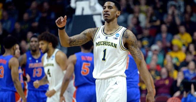 后卫查尔斯-马修斯为绿军试训期间遭遇膝盖韧带撕裂