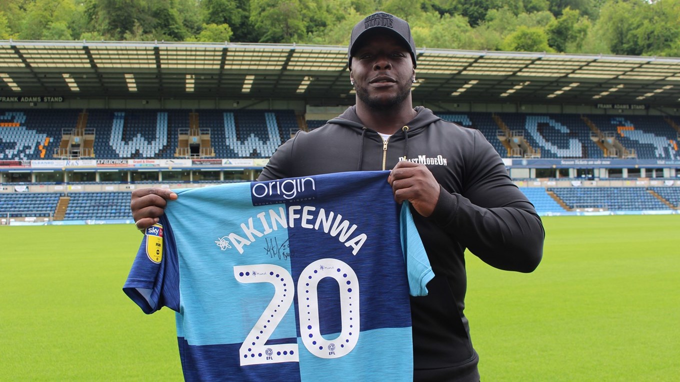 官方:韦康比流浪者与阿金芬瓦续约一年_虎扑足球