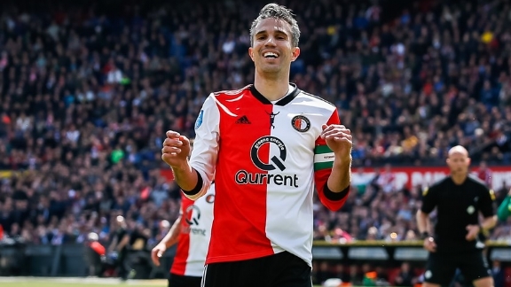 范佩西：我宣布退役后还收到了一些邀约，有中超的