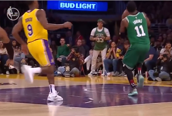 [视频]下赛季能否同队？一起欣赏欧文、拉塞尔精彩集锦