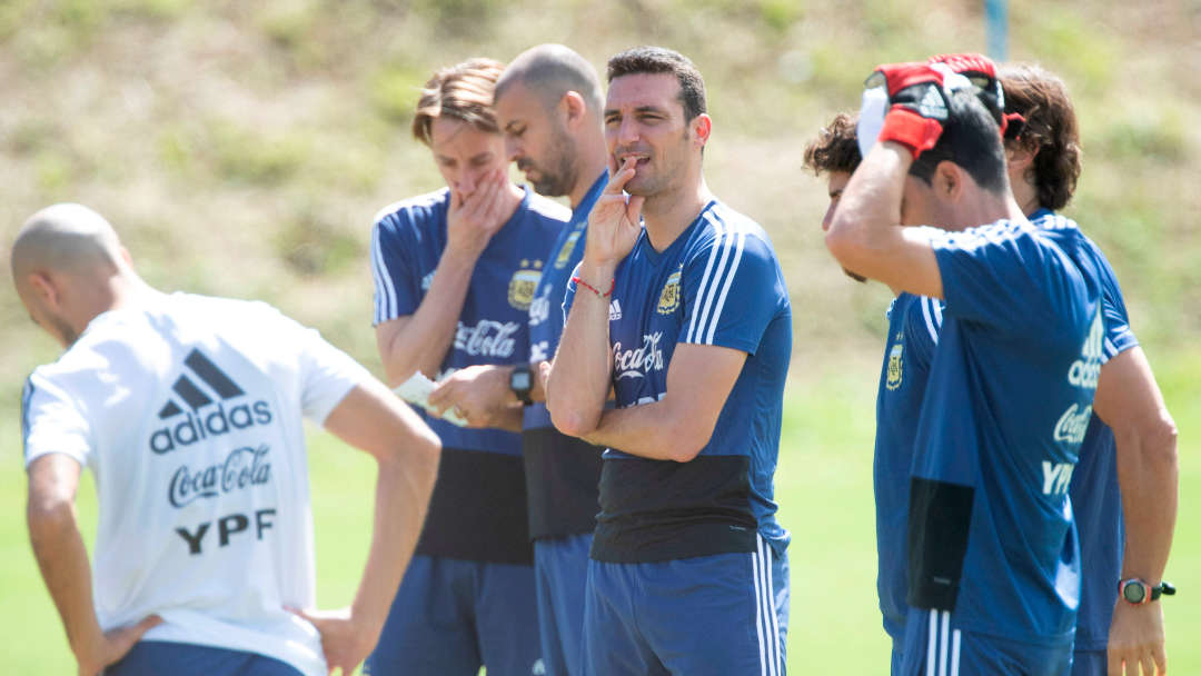 阿媒：劳塔罗将顶替阿圭罗首发出战阿根廷vs巴拉圭