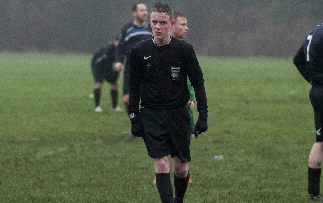 电讯报：英足总提议，攻击裁判面临牢狱之灾