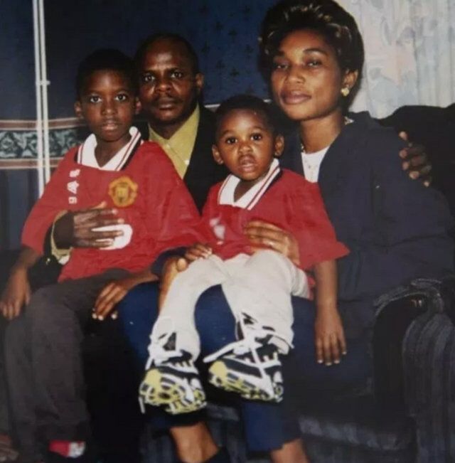 儿魔梦？<a href=https://www.310bf.com/tags-%E6%9B%BC%E8%81%94-0.html target=_blank class=infotextkey>曼联</a>绯闻新援万-比萨卡从小就穿红魔球衣