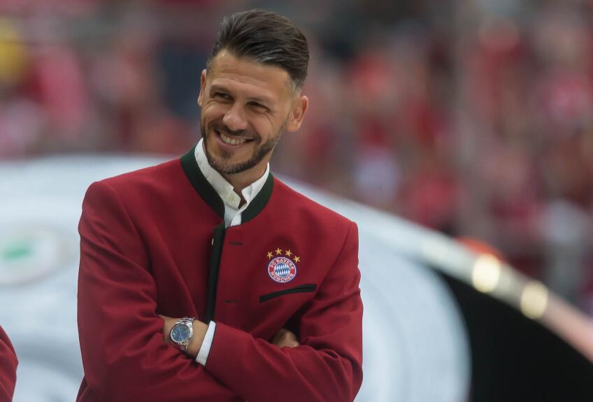 官方:德米凯利斯被任命为拜仁u19主帅