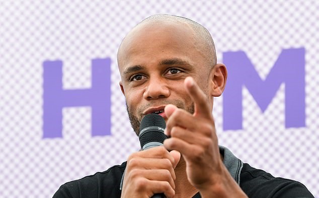 开个好头，孔帕尼教练生涯首秀率安德莱赫特6-0大胜对手