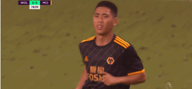 GIF：终于等到你！狼队华裔小将温绍康替补登场