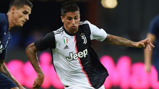 跟队名记：坎塞洛正在曼城接受体检，转会即将完成