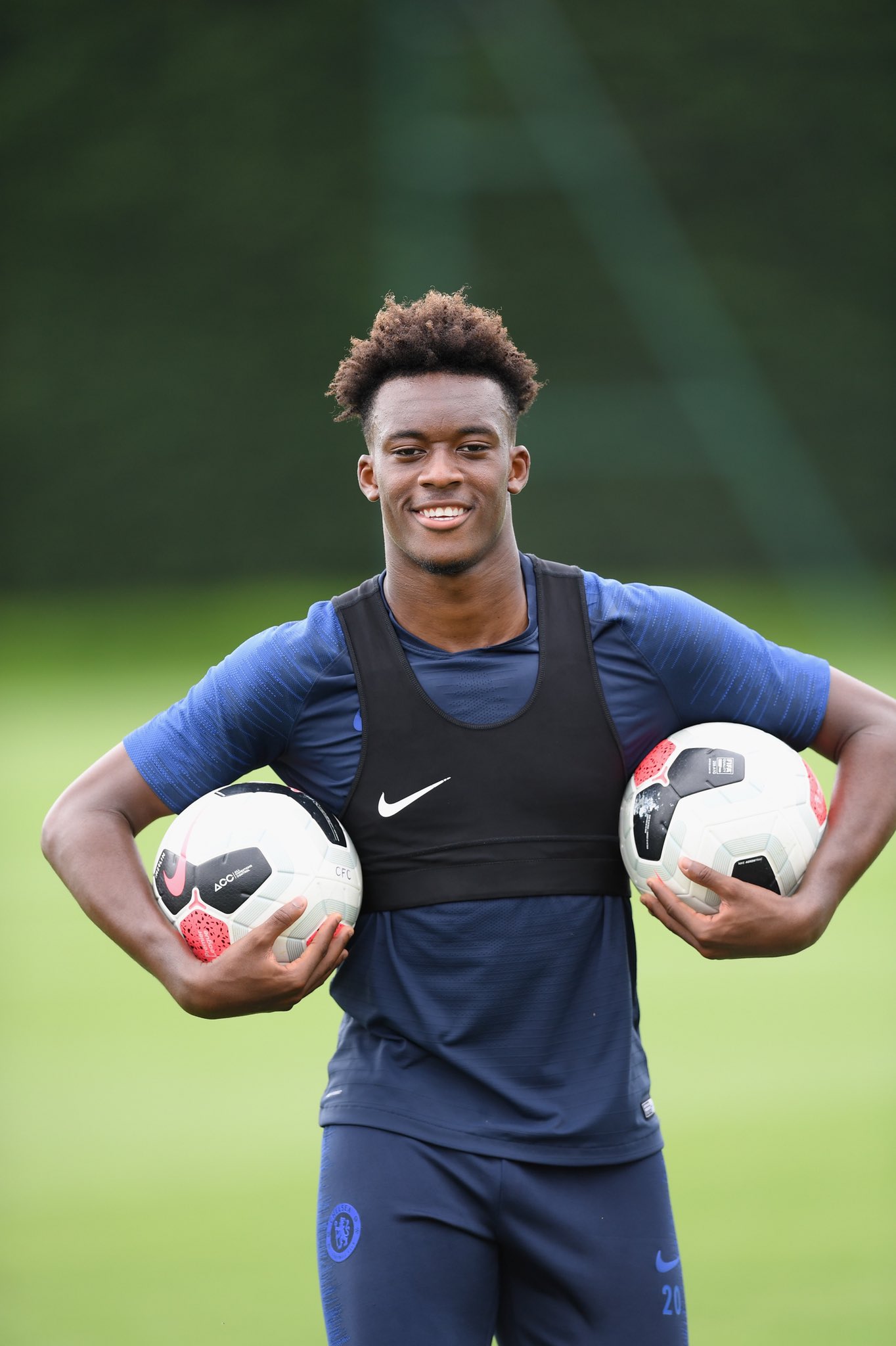 强援归来！奥多伊推特晒照：我回来啦啦啦啦啦啦